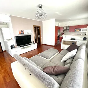 Elegant In With Panoramic Terrace , Milano Italia